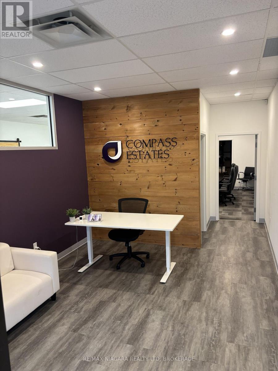 8 Hiscott Street, St. Catharines, Ontario  L2R 1C6 - Photo 2 - X12891452