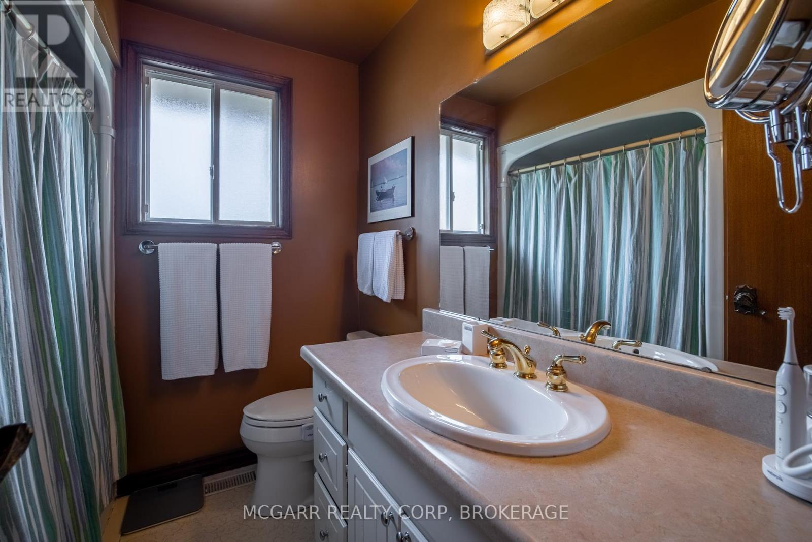 11 Lantana Circle, St. Catharines (Lakeshore), Ontario  L2M 7M5 - Photo 35 - X12891512