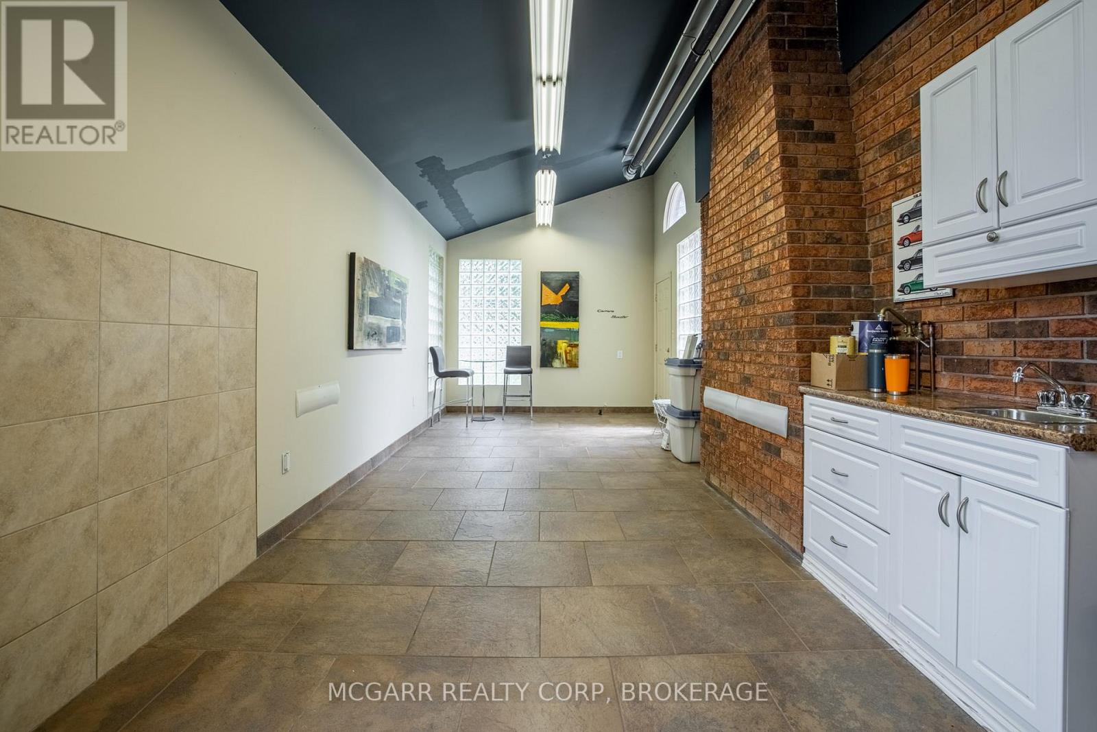 11 Lantana Circle, St. Catharines (Lakeshore), Ontario  L2M 7M5 - Photo 5 - X12891512