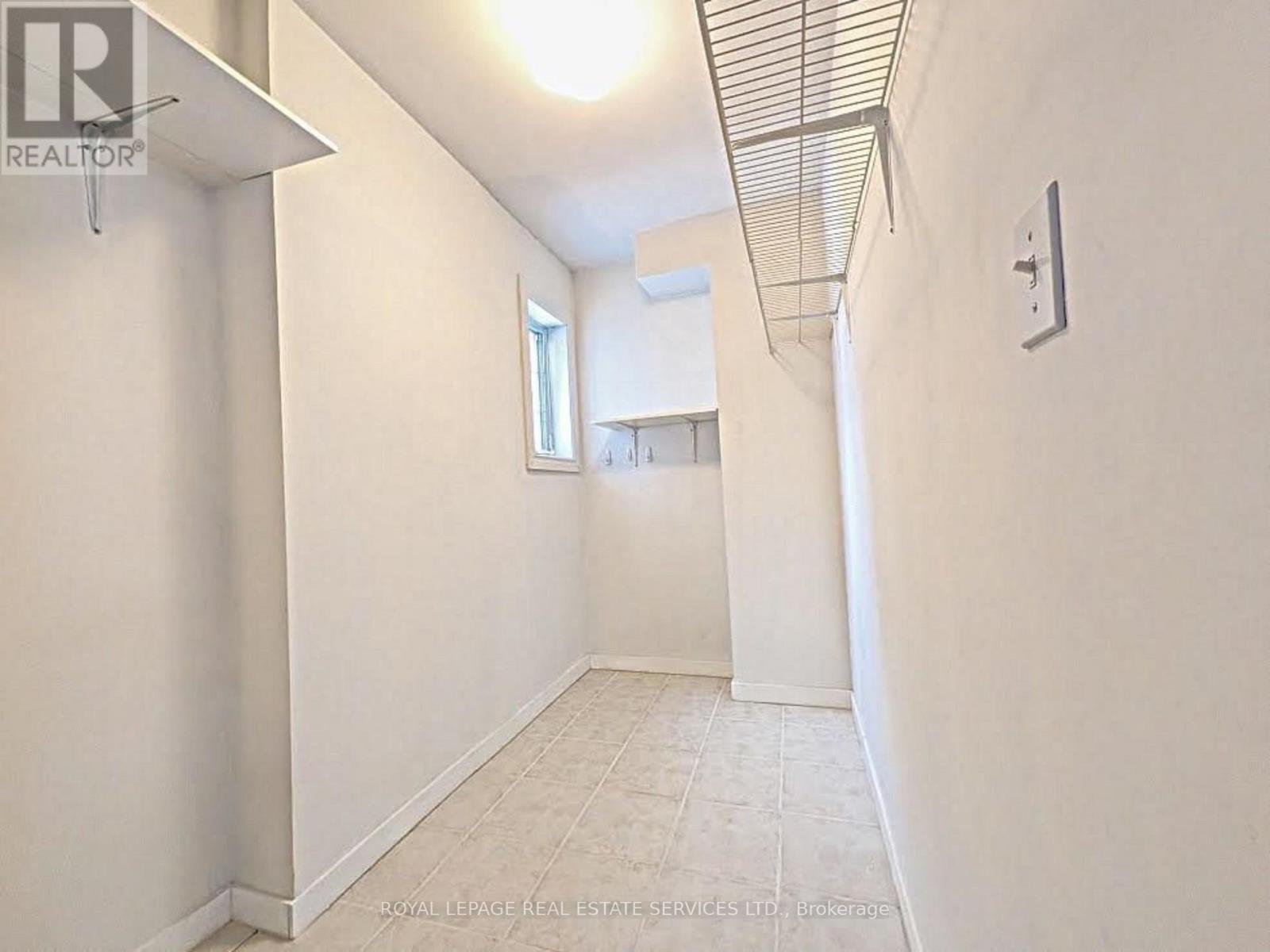 20 Holgate Street, Barrie, Ontario  L4N 2T5 - Photo 32 - S12885336