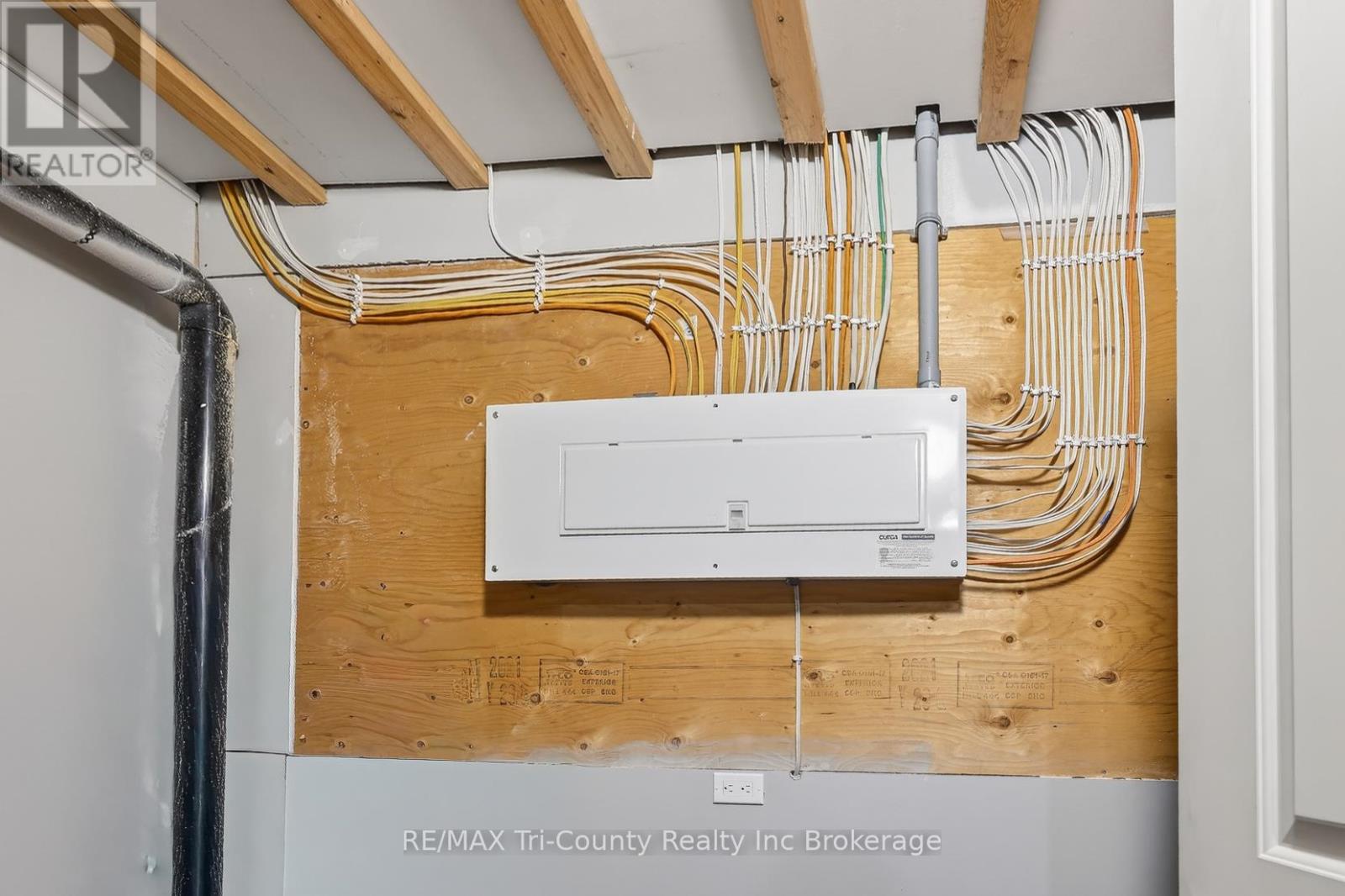 1299 County 23 Road, Norfolk, Ontario  N0E 1G0 - Photo 38 - X12891312