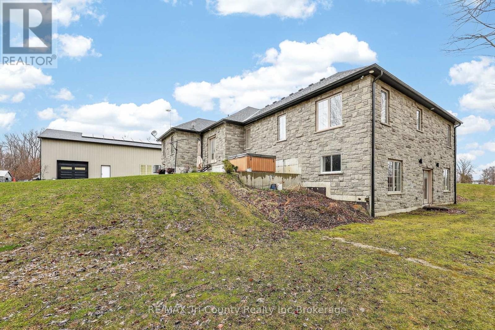 1299 County 23 Road, Norfolk, Ontario  N0E 1G0 - Photo 47 - X12891312