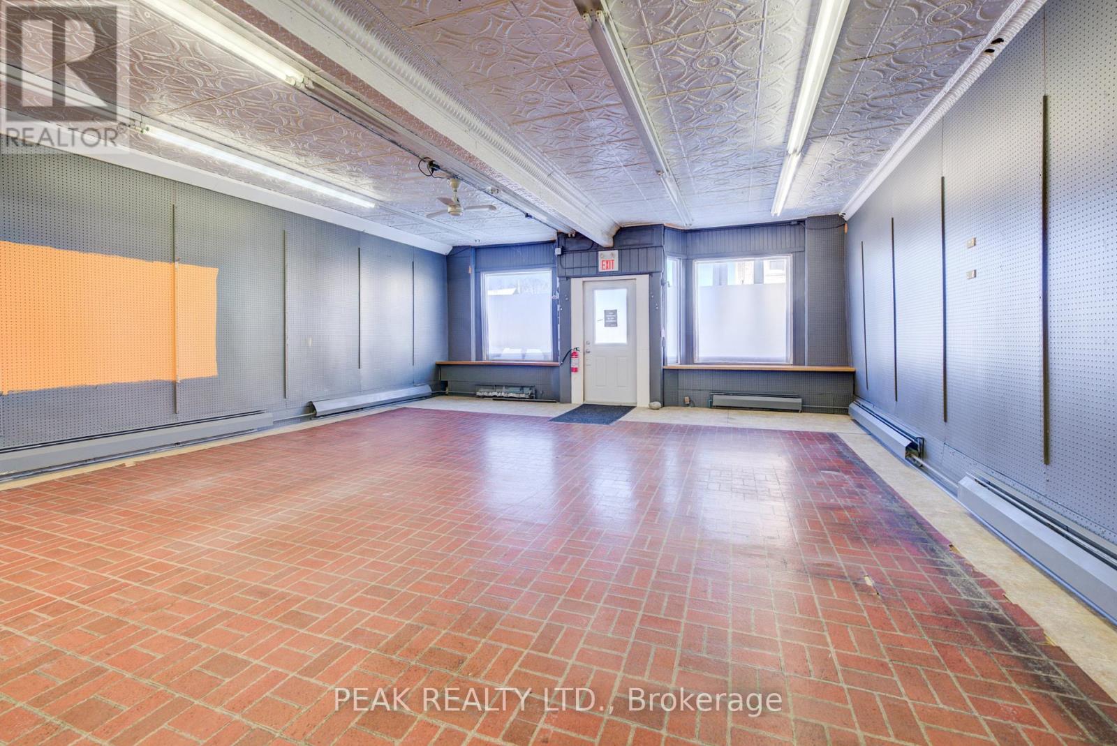 41-43 Woodstock Street S, East Zorra-Tavistock, Ontario  N0B 2R0 - Photo 7 - X12739968