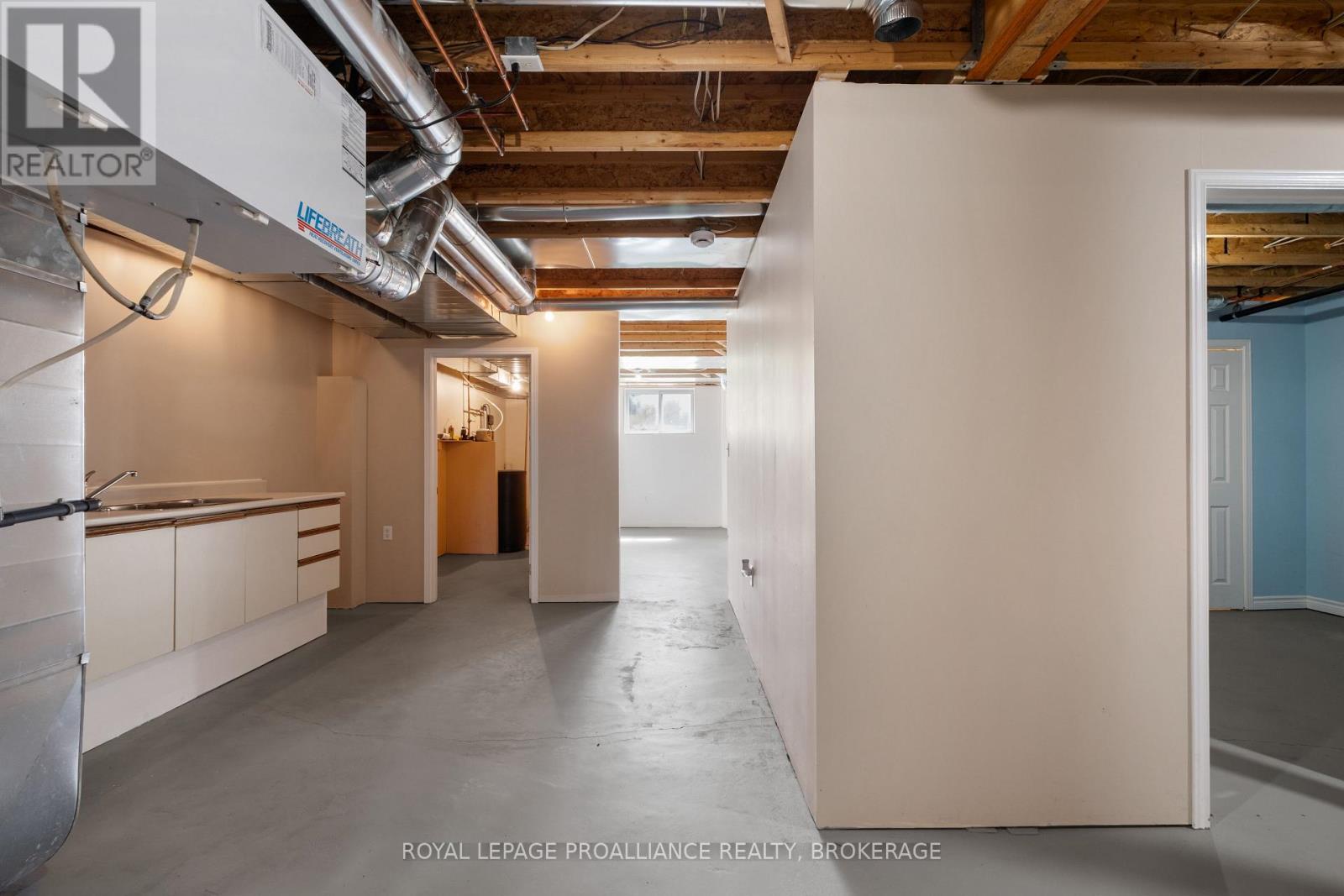 4205 Highway 96, Frontenac Islands, Ontario  K0H 2Y0 - Photo 25 - X12890856