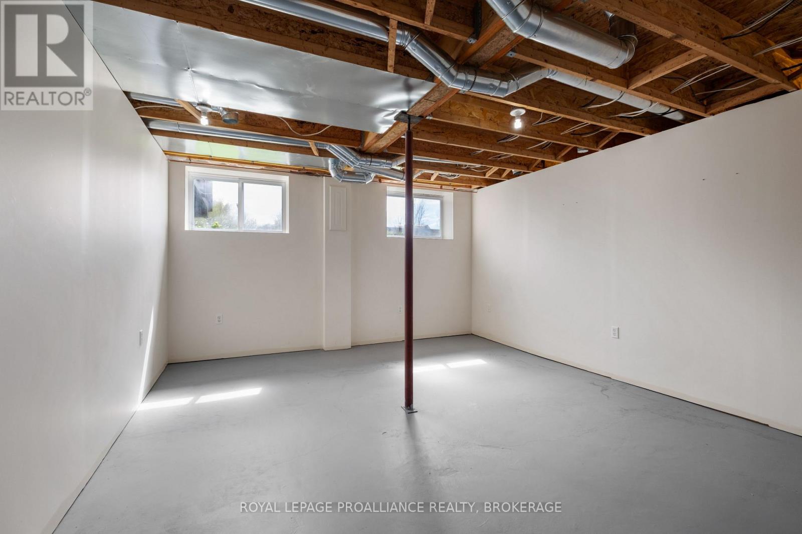 4205 Highway 96, Frontenac Islands, Ontario  K0H 2Y0 - Photo 28 - X12890856