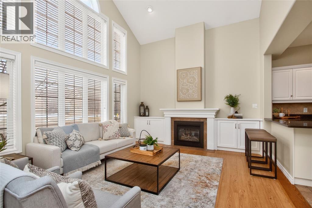 2016 Thelma Avenue, Sarnia, Ontario  N0N 1C0 - Photo 6 - 26005575