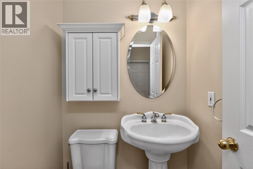 2016 Thelma Avenue, Sarnia, Ontario  N0N 1C0 - Photo 23 - 26005575