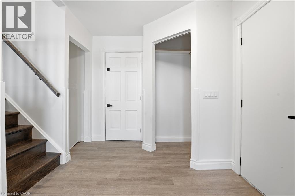 50 Lawnhurst Drive, Hamilton, Ontario  L8V 4P1 - Photo 6 - 40809153