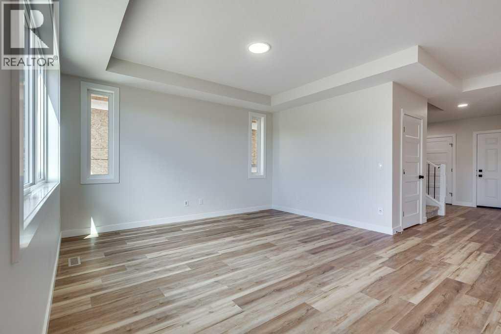 117 Crestview Boulevard, Sylvan Lake, Alberta  T4S 0V8 - Photo 8 - A2273680