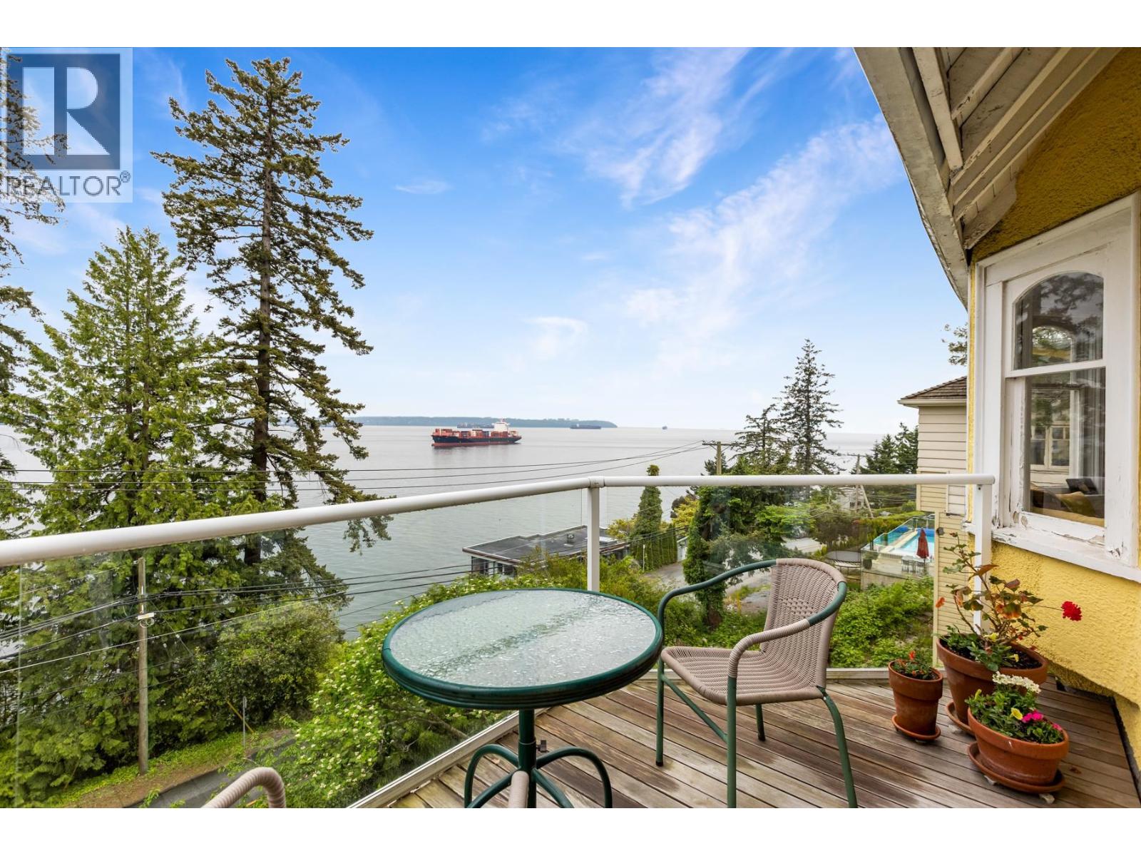 3615 Sunset Lane, West Vancouver, British Columbia  V7V 1N3 - Photo 3 - R3068057