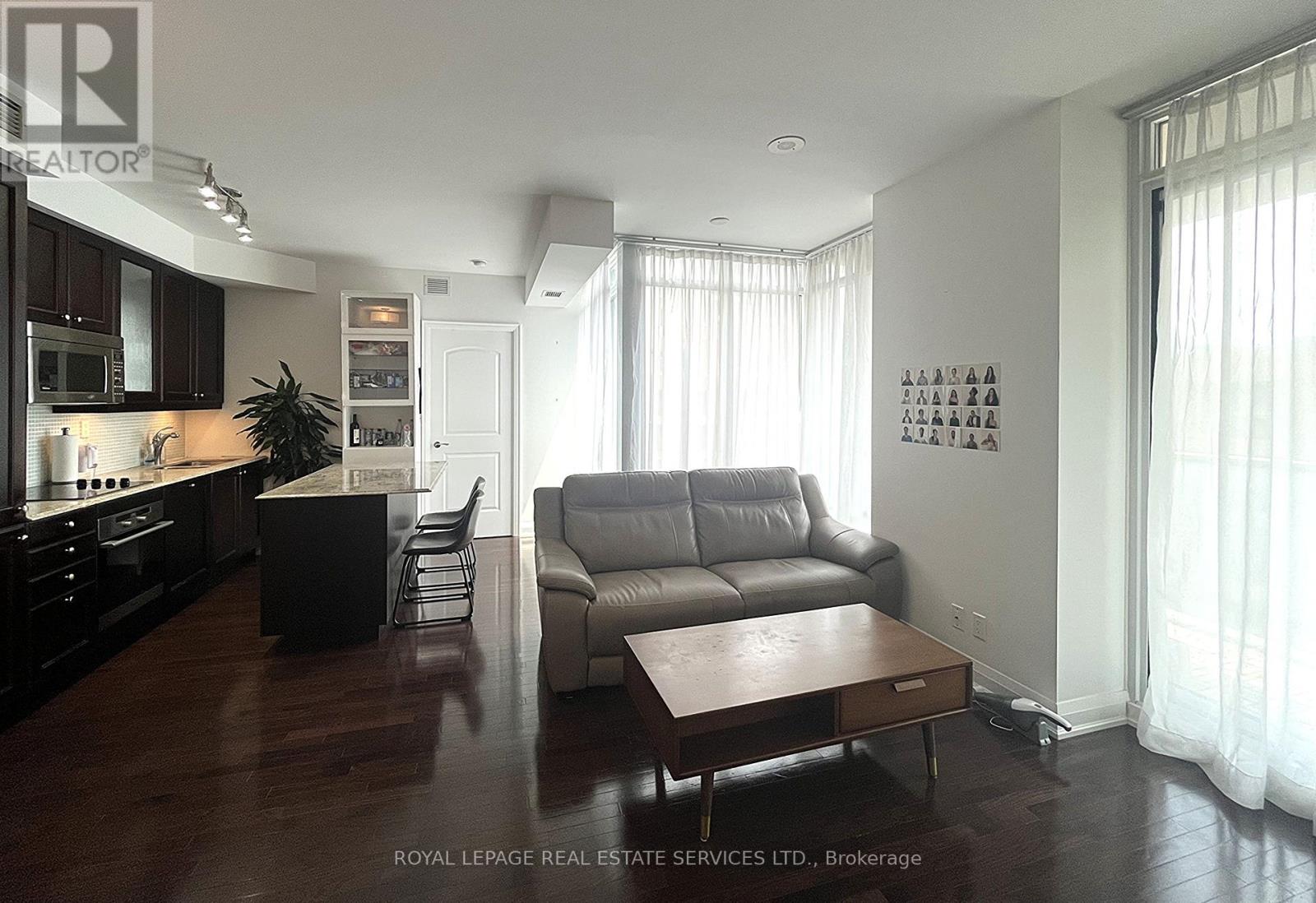 715 - 1 Bedford Road, Toronto, Ontario  M5R 2B5 - Photo 4 - C12891402