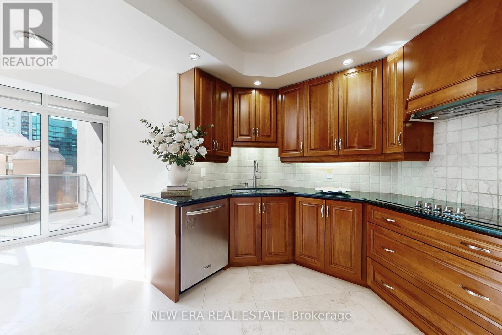 602 - 10 Bellair Street, Toronto, Ontario  M5R 3T8 - Photo 14 - C12891406