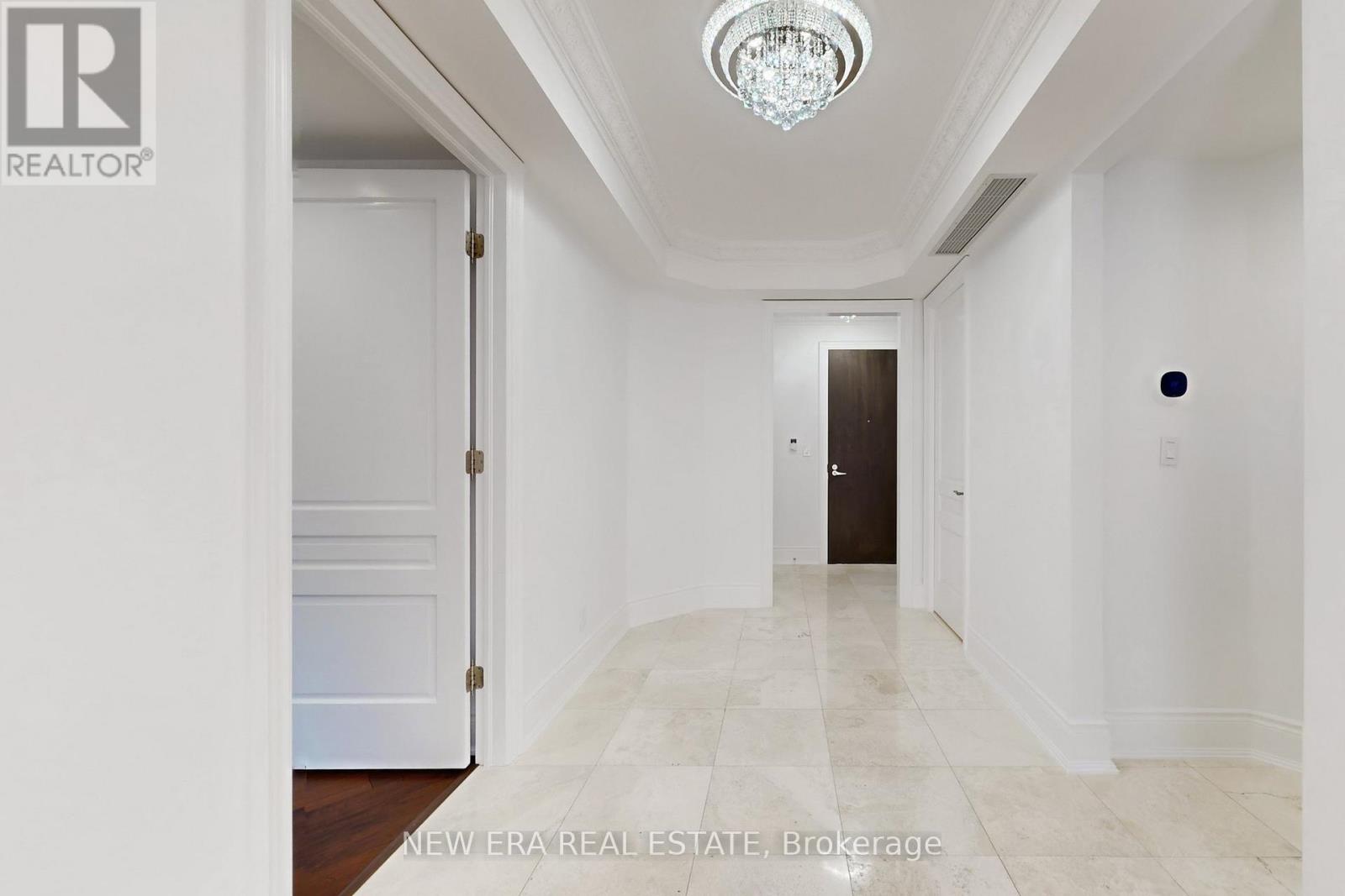 602 - 10 Bellair Street, Toronto, Ontario  M5R 3T8 - Photo 6 - C12891406