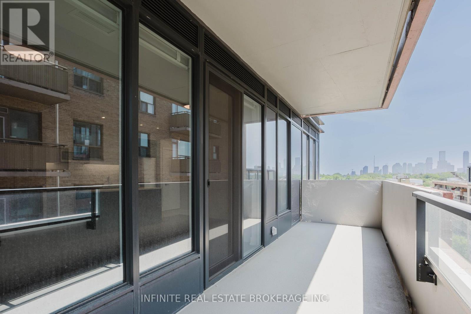 803 - 2525 Bathurst Street, Toronto, Ontario  M6B 2Y9 - Photo 7 - C12891492