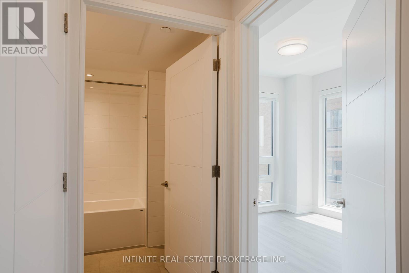 803 - 2525 Bathurst Street, Toronto, Ontario  M6B 2Y9 - Photo 9 - C12891492