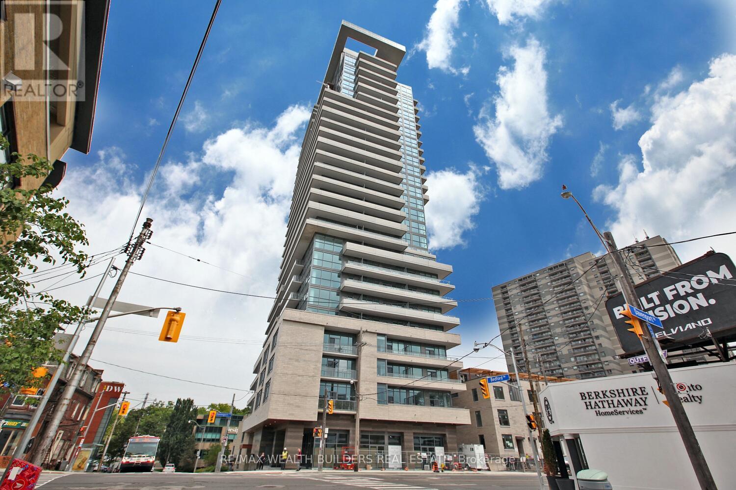 808 - 181 BEDFORD ROAD, Toronto, Ontario