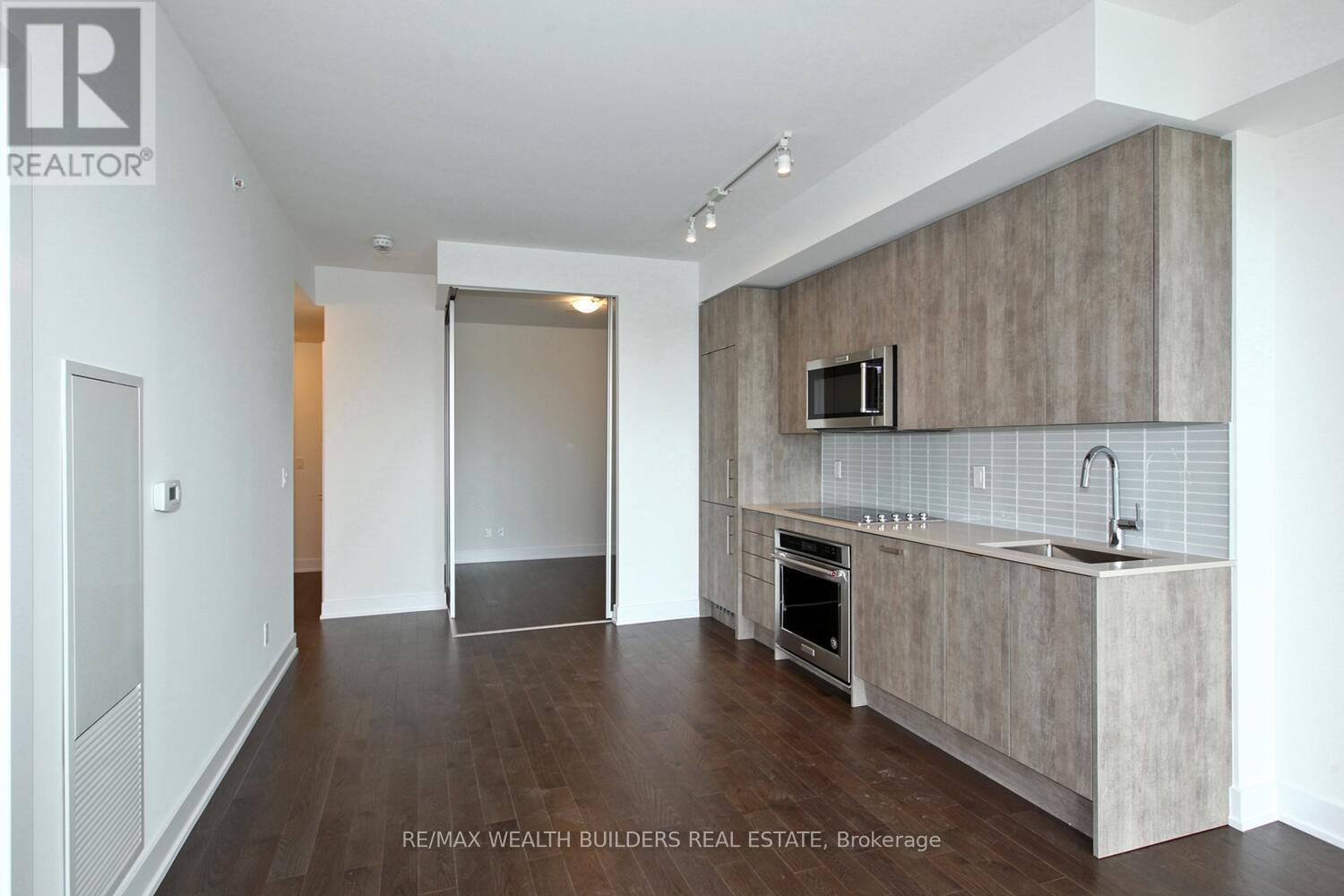 808 - 181 Bedford Road, Toronto, Ontario  M5R 1J8 - Photo 11 - C12891496