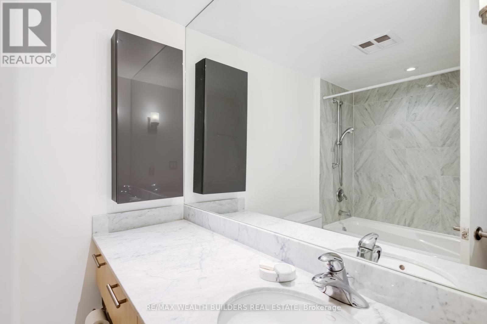 G09 - 350 Wellington Street W, Toronto (Waterfront Communities), Ontario  M5V 3W9 - Photo 12 - C12891520