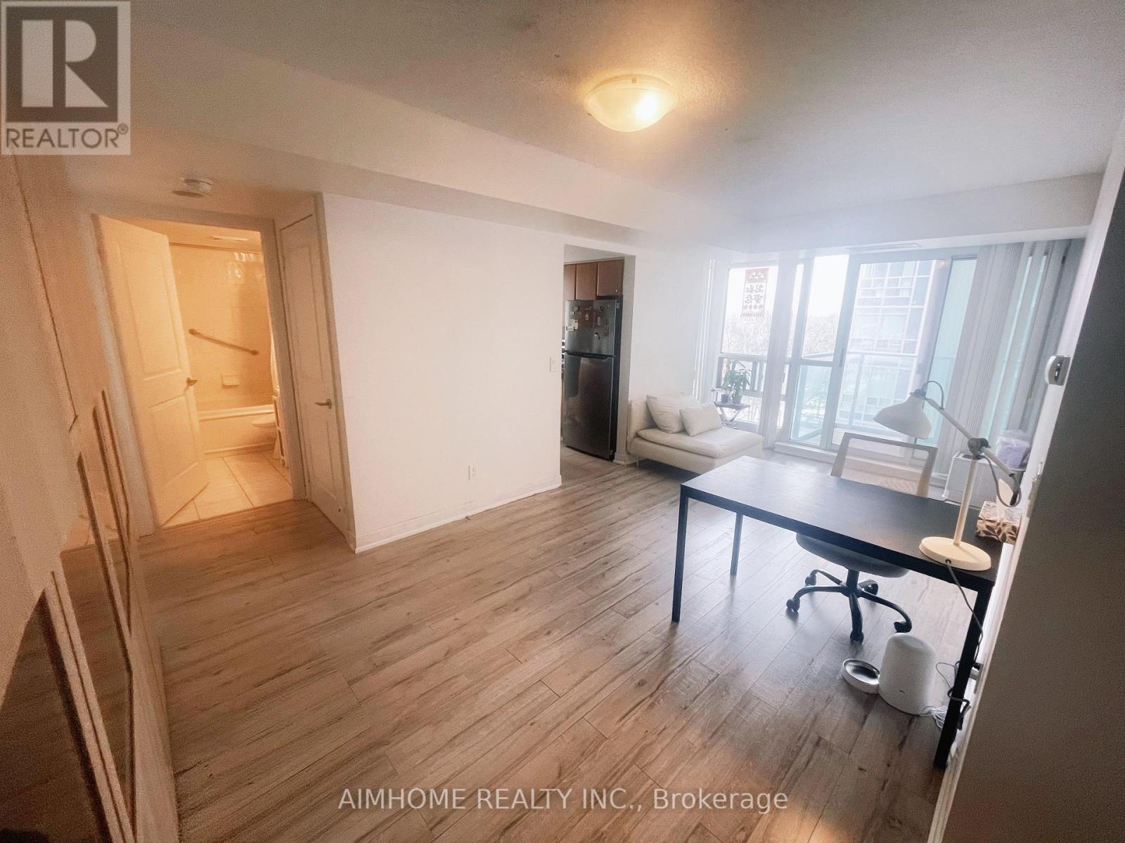 710 - 31 Bales Avenue, Toronto, Ontario  M2N 7L6 - Photo 5 - C12891538