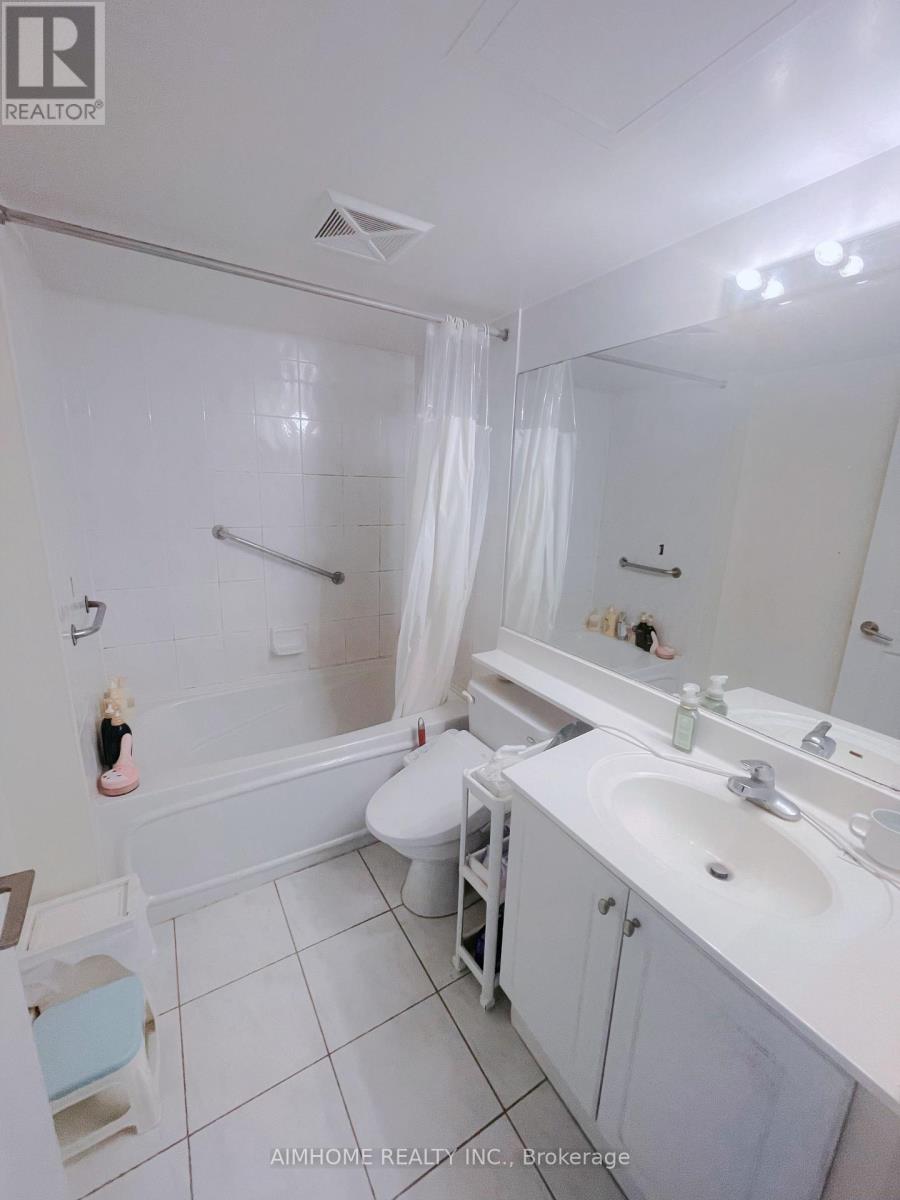 710 - 31 Bales Avenue, Toronto, Ontario  M2N 7L6 - Photo 9 - C12891538