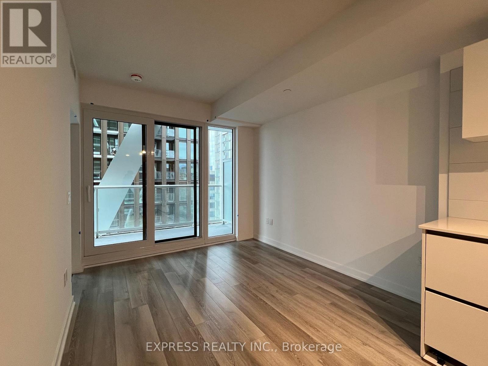 2311 - 230 Simcoe Street, Toronto, Ontario  M5T 1T4 - Photo 14 - C12891546