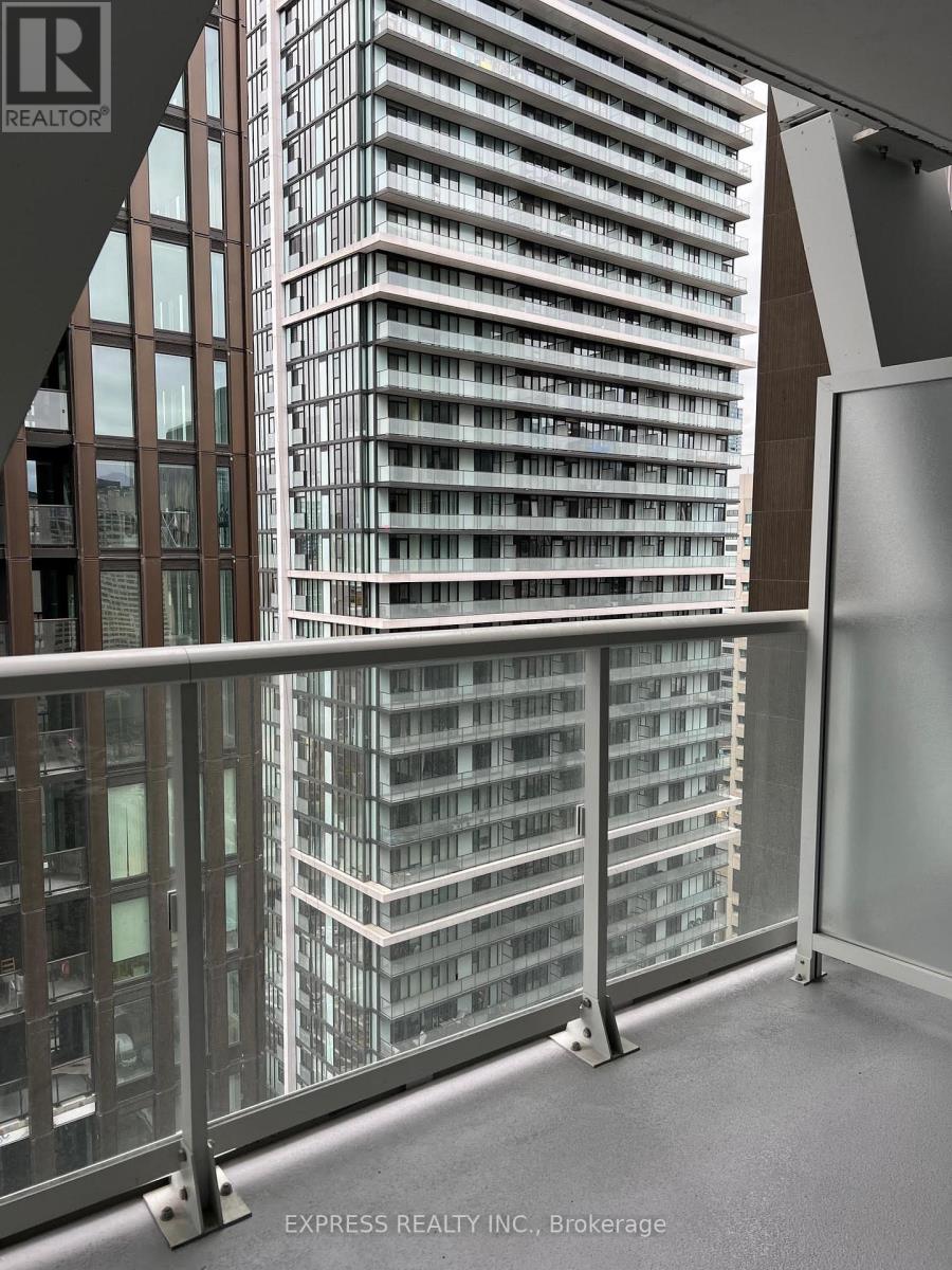 2311 - 230 Simcoe Street, Toronto, Ontario  M5T 1T4 - Photo 4 - C12891546