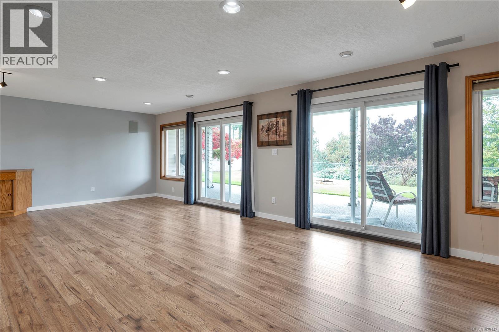 1755 Passage View Dr, Campbell River, British Columbia  V9W 6L2 - Photo 33 - 1029142