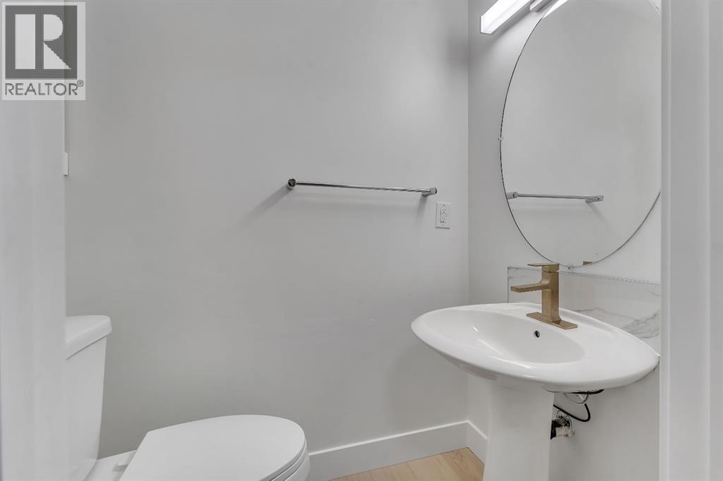 52 Saddlecreek Terrace, Calgary, Alberta  T3J 4A5 - Photo 3 - A2290888