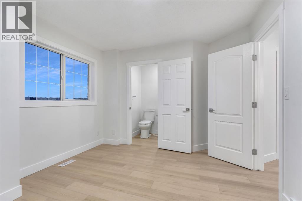 52 Saddlecreek Terrace, Calgary, Alberta  T3J 4A5 - Photo 11 - A2290888