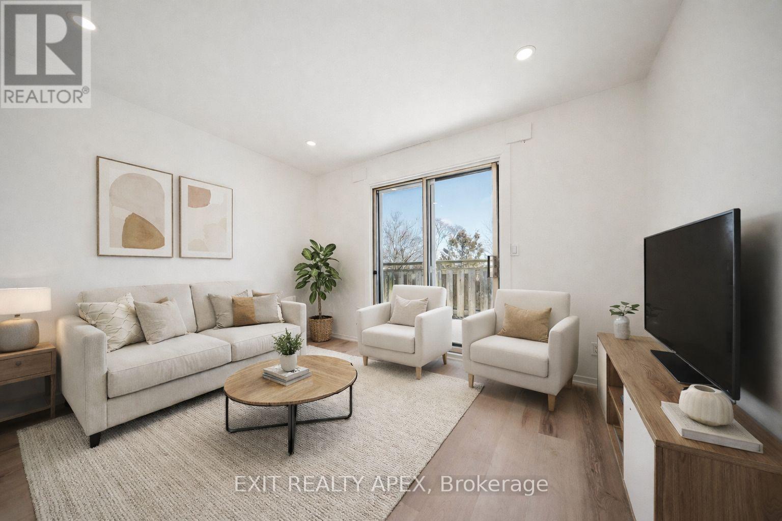 THIRD FLOOR - 343 GREENWOOD AVENUE, Toronto, Ontario