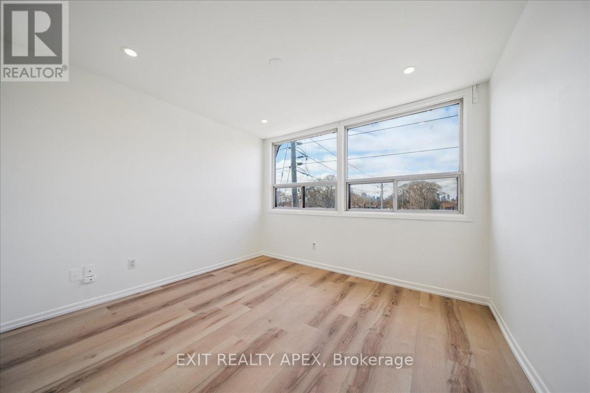 Third Floor - 343 Greenwood Avenue, Toronto, Ontario  M4L 2R6 - Photo 12 - E12889750