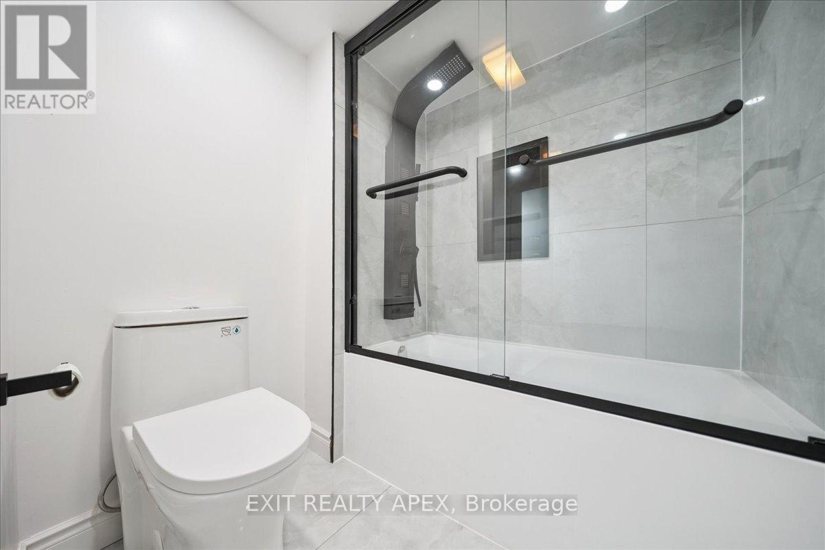 Main Floor - 343 Greenwood Avenue, Toronto, Ontario  M4L 2R6 - Photo 13 - E12889762