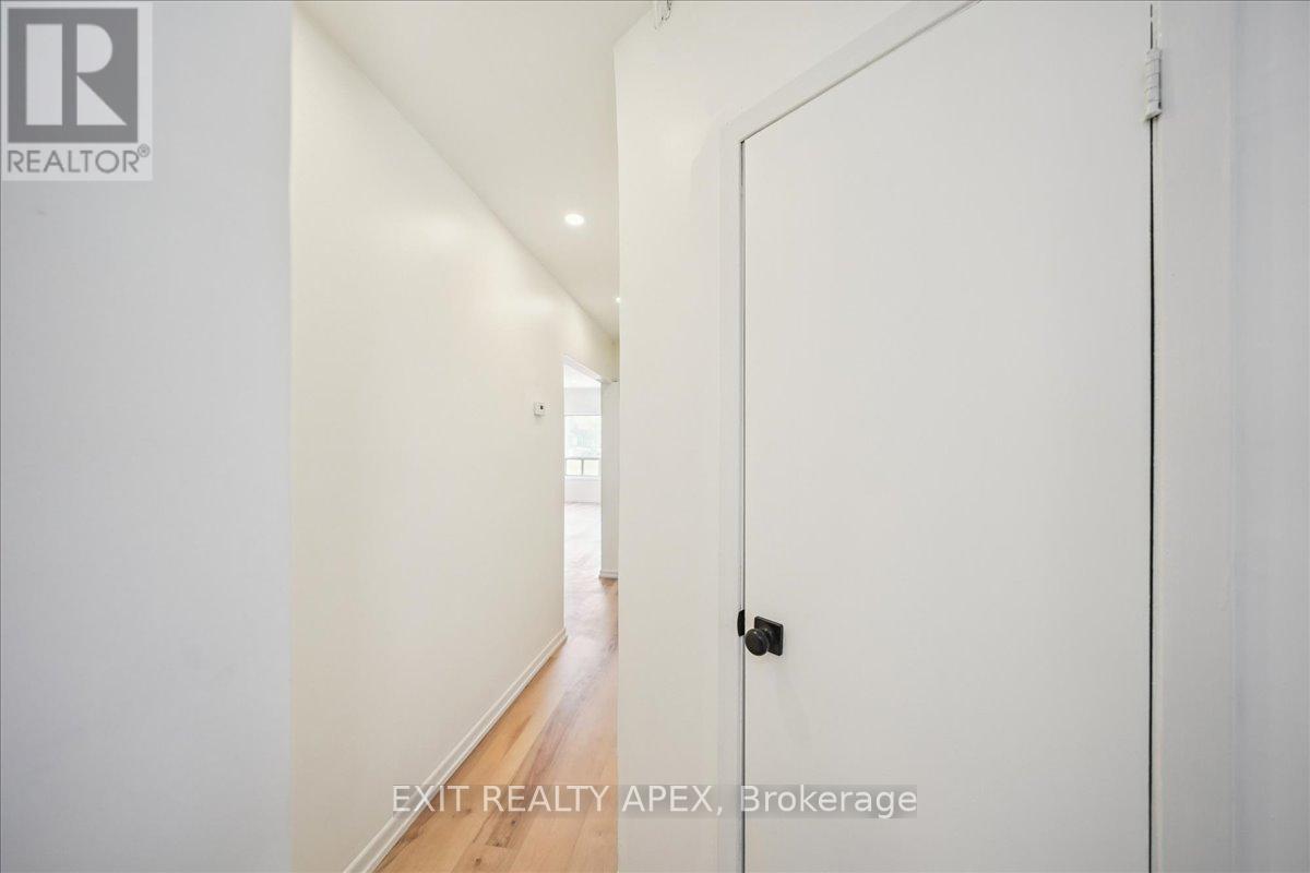 Main Floor - 343 Greenwood Avenue, Toronto, Ontario  M4L 2R6 - Photo 16 - E12889762