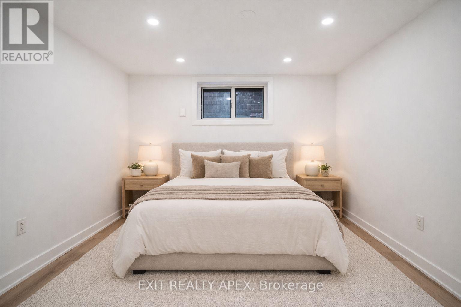 BASEMENT - 343 GREENWOOD AVENUE, Toronto, Ontario