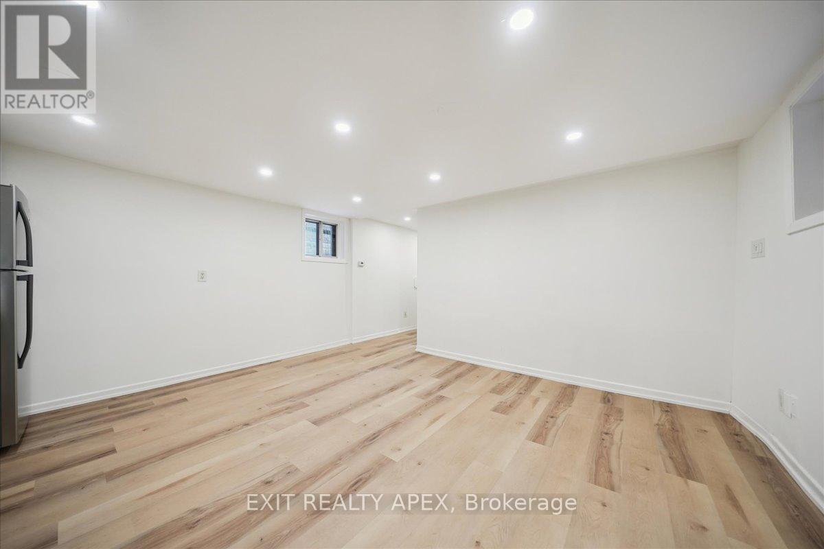 Basement - 343 Greenwood Avenue, Toronto, Ontario  M4L 2R6 - Photo 7 - E12889768
