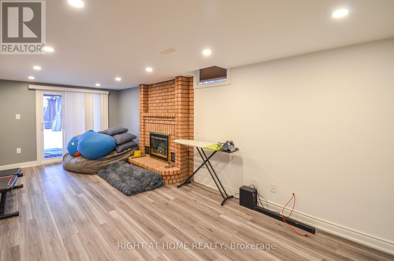 19 Willowbrook Drive, Whitby, Ontario  L1R 1T3 - Photo 15 - E12891320