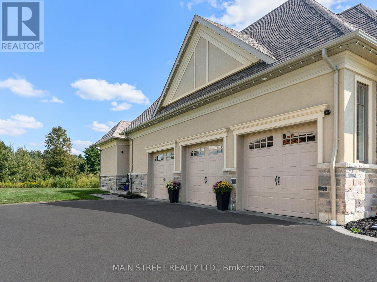 21 Dexshire Drive, Ajax, Ontario  L1Z 0T8 - Photo 2 - E12891412