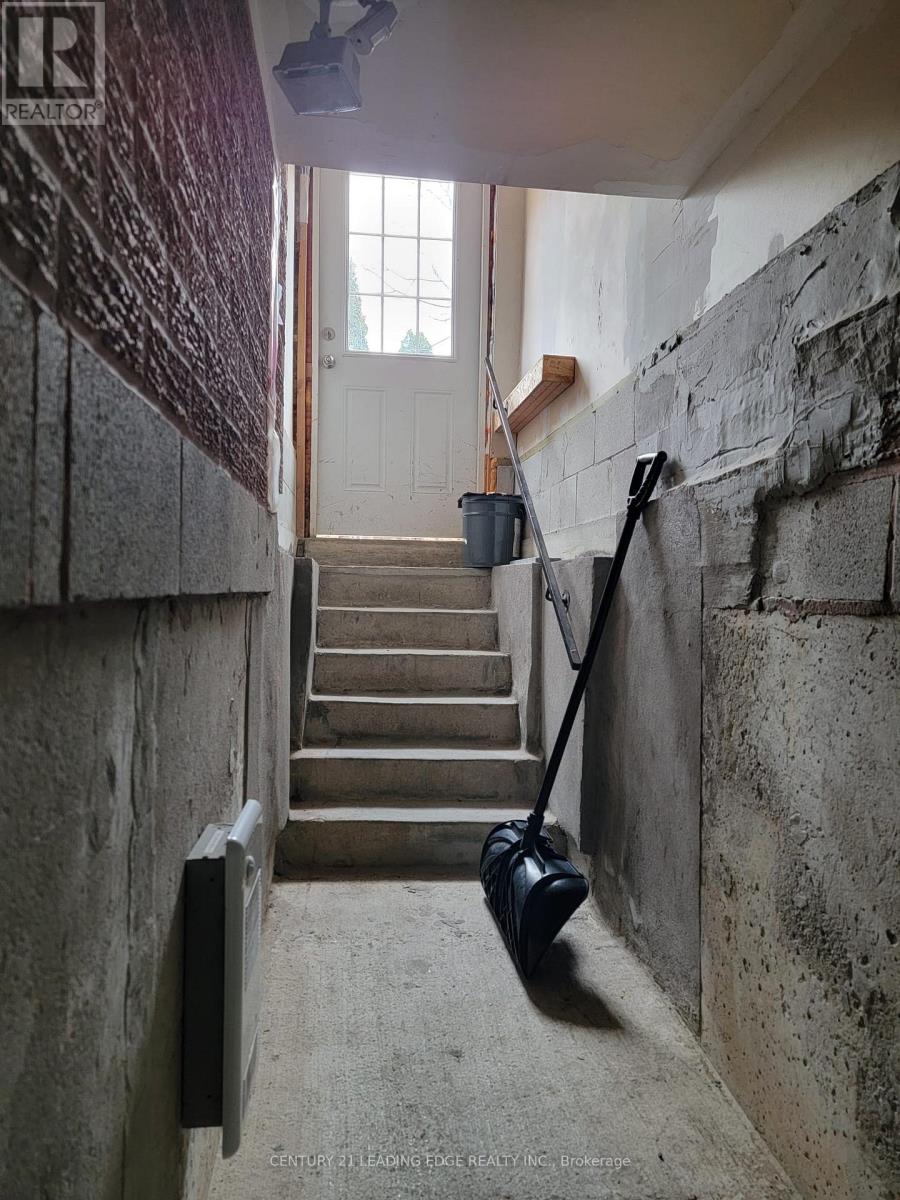 Basement - 112 Beckenridge Drive, Markham, Ontario  L3S 3B2 - Photo 2 - N12891258