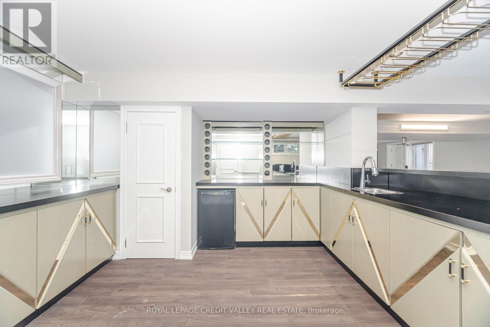 2 Huntingwood Court, Vaughan (Islington Woods), Ontario  L4H 1A7 - Photo 37 - N12891274