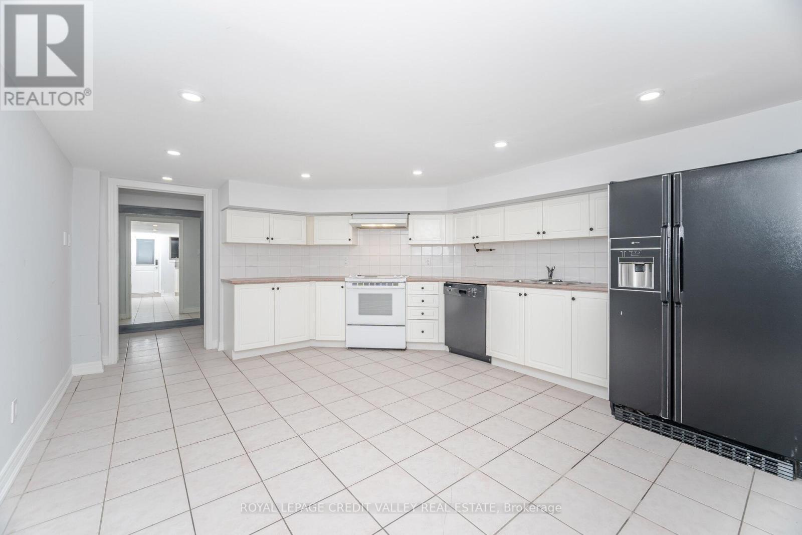 2 Huntingwood Court, Vaughan (Islington Woods), Ontario  L4H 1A7 - Photo 40 - N12891274