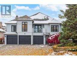 2 HUNTINGWOOD COURT, Vaughan, Ontario