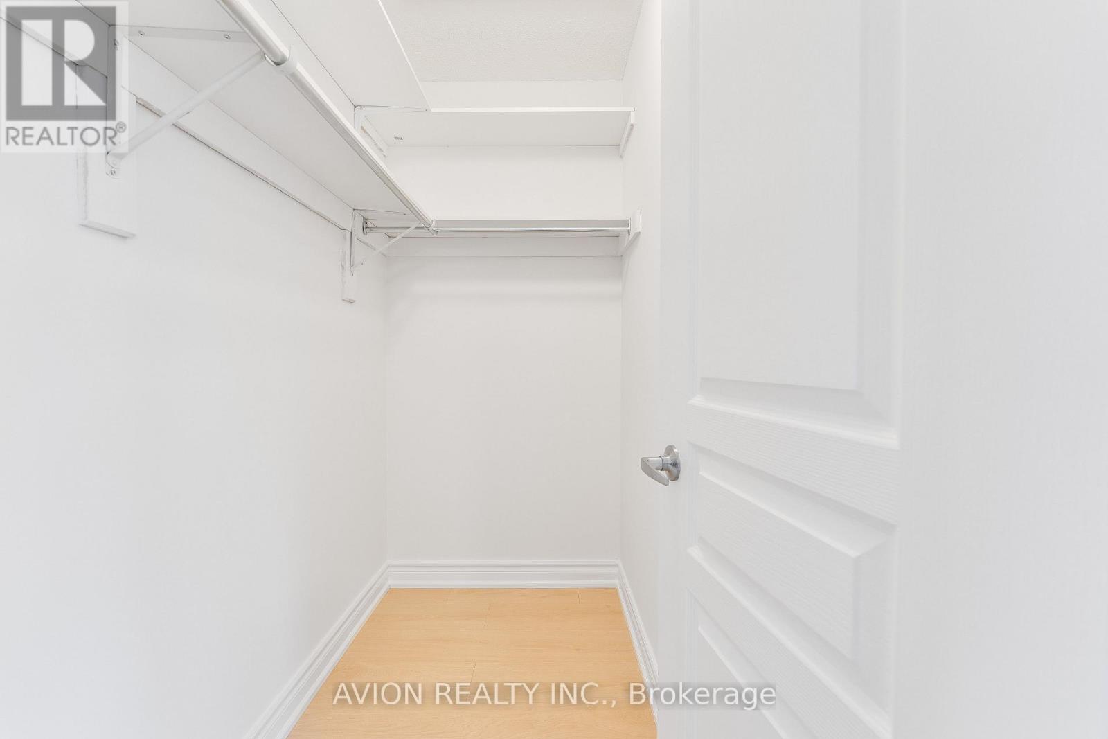 33 Brockdale Street, Richmond Hill, Ontario  L4E 4W1 - Photo 18 - N12891300