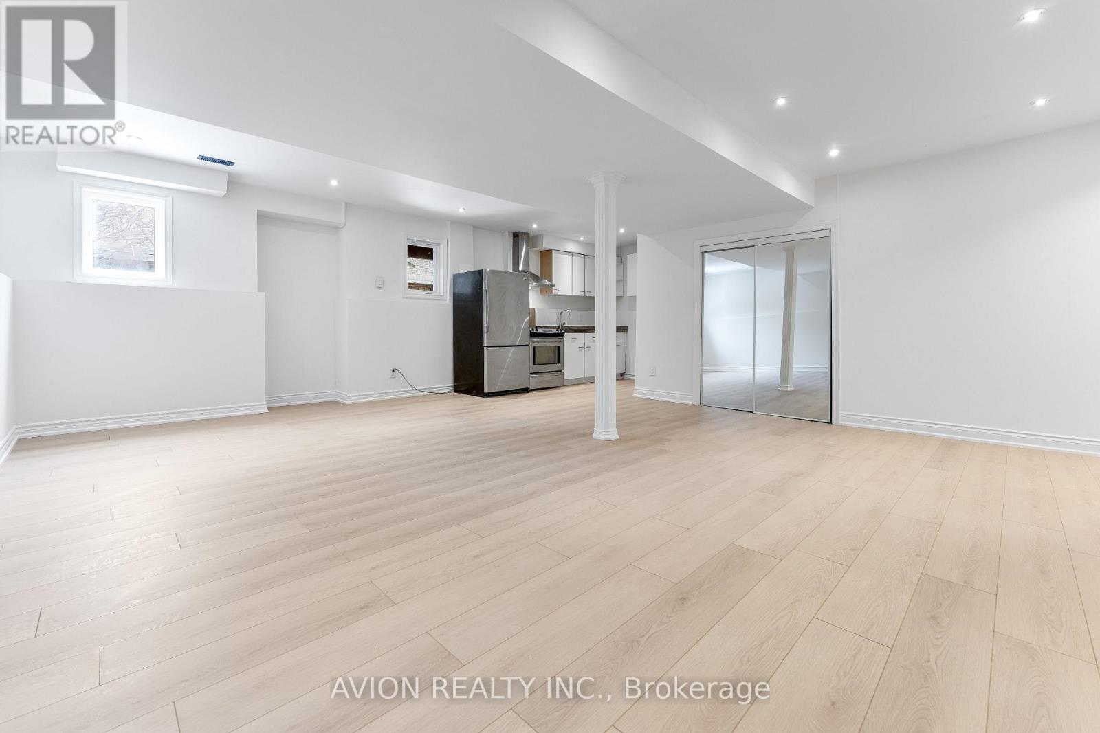 33 Brockdale Street, Richmond Hill, Ontario  L4E 4W1 - Photo 30 - N12891300