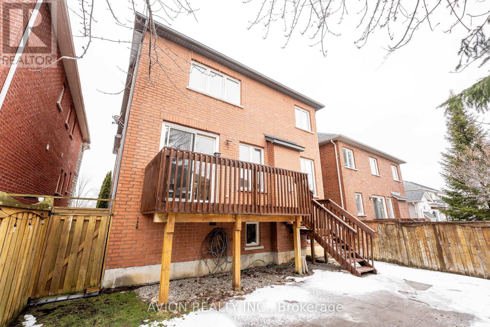 33 Brockdale Street, Richmond Hill, Ontario  L4E 4W1 - Photo 34 - N12891300
