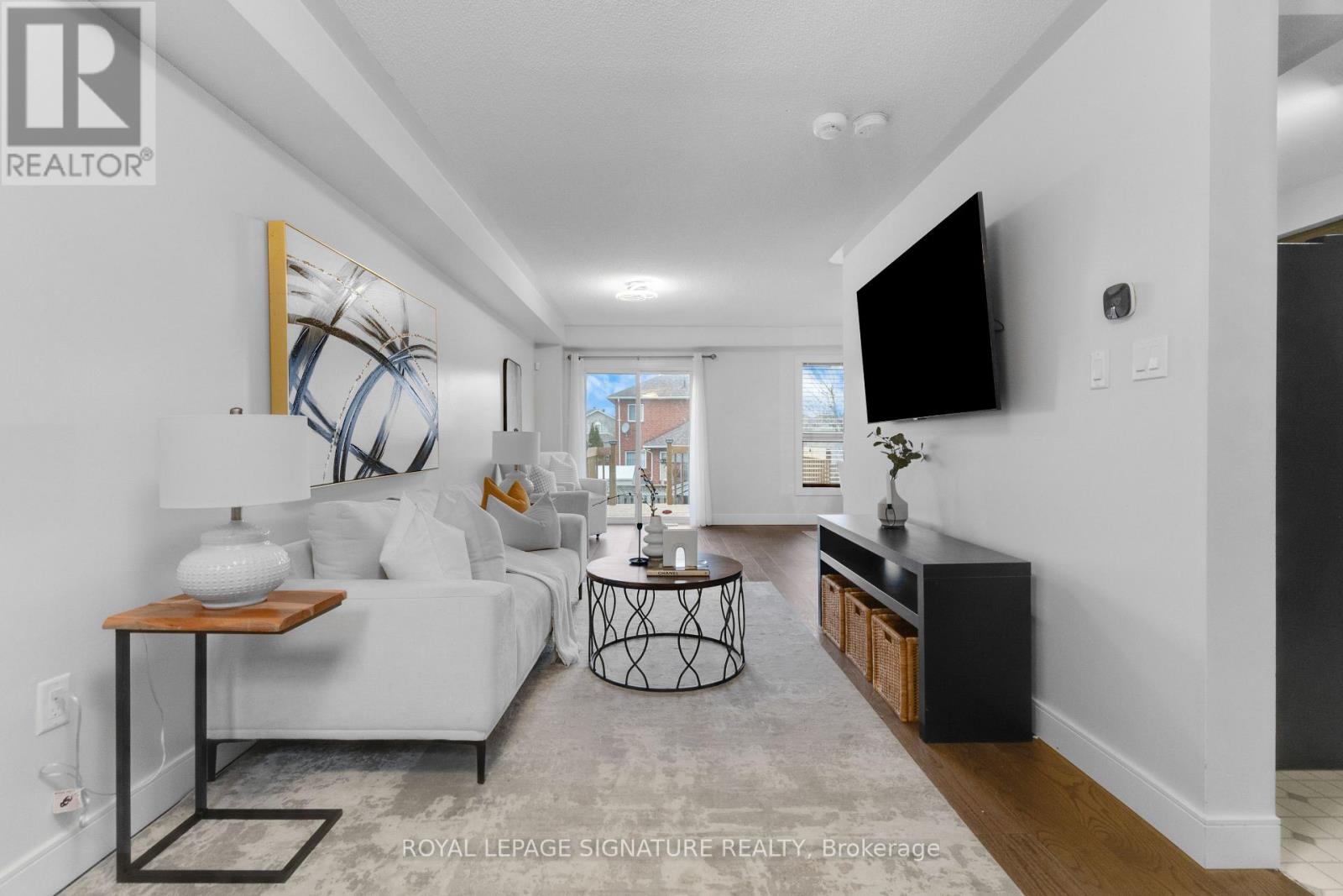 37 Wrendale Crescent, Georgina (Keswick South), Ontario  L4P 4C4 - Photo 5 - N12891322