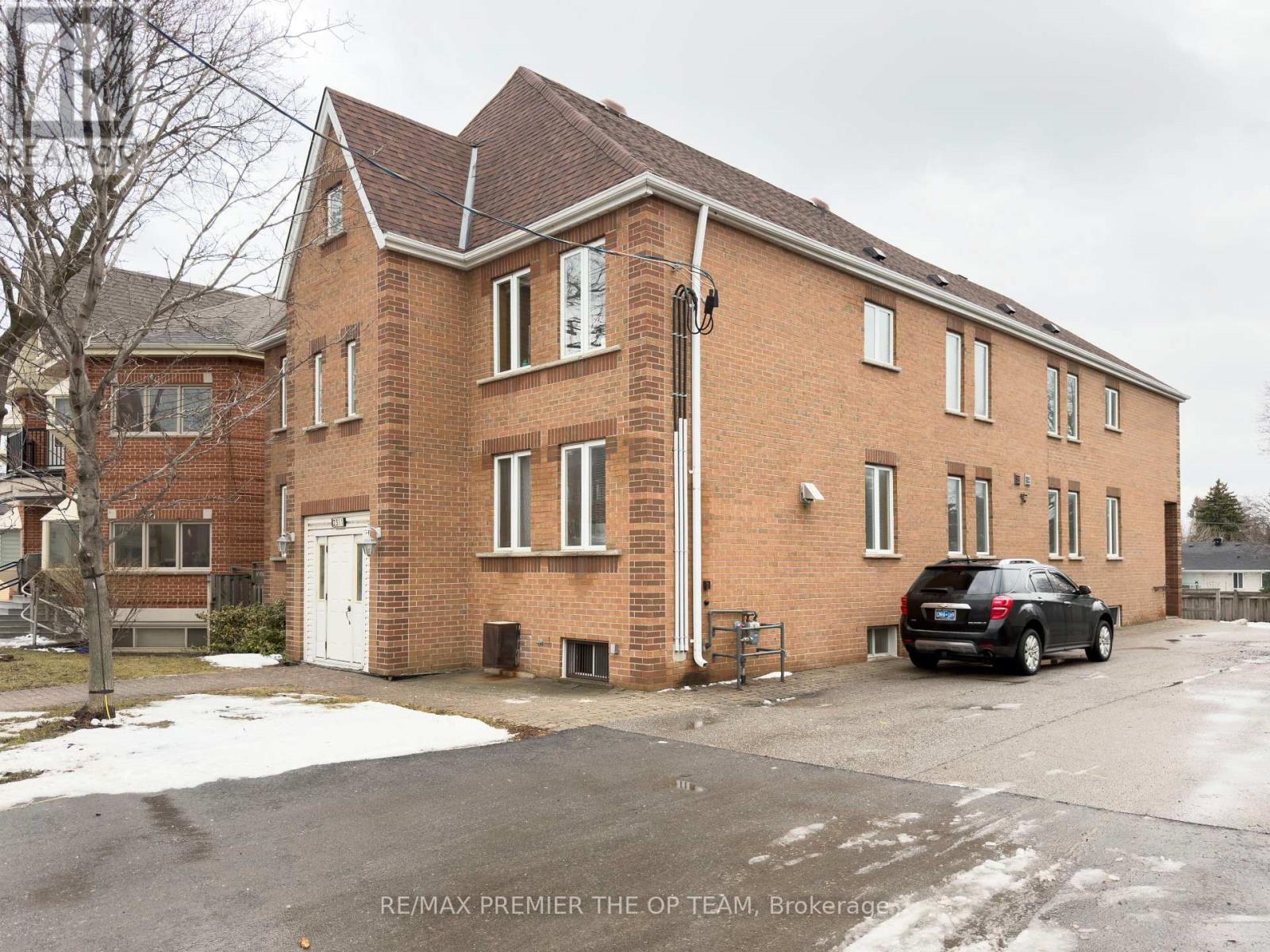 4 - 2311 Major Mackenzie Drive, Vaughan, Ontario  L6A 3Z3 - Photo 18 - N12891348