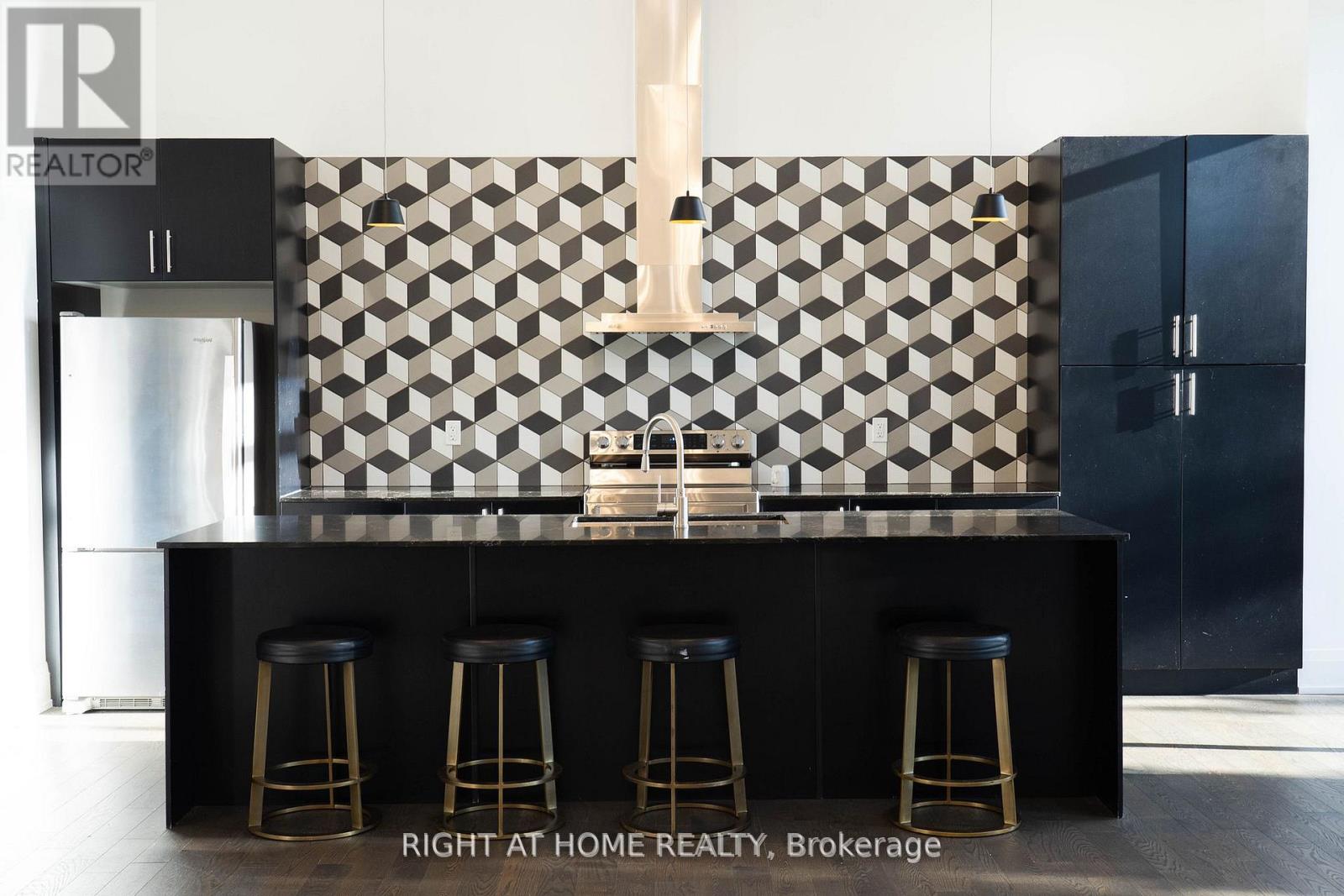 324 - 555 William Graham Drive, Aurora, Ontario  L4G 3H9 - Photo 13 - N12891420