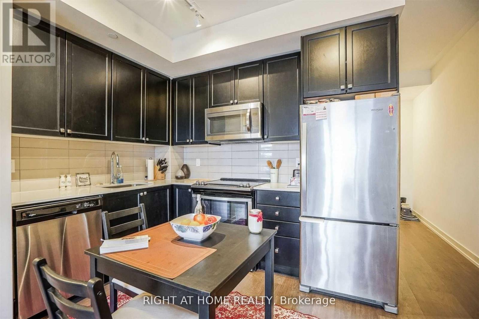 324 - 555 William Graham Drive, Aurora, Ontario  L4G 3H9 - Photo 3 - N12891420