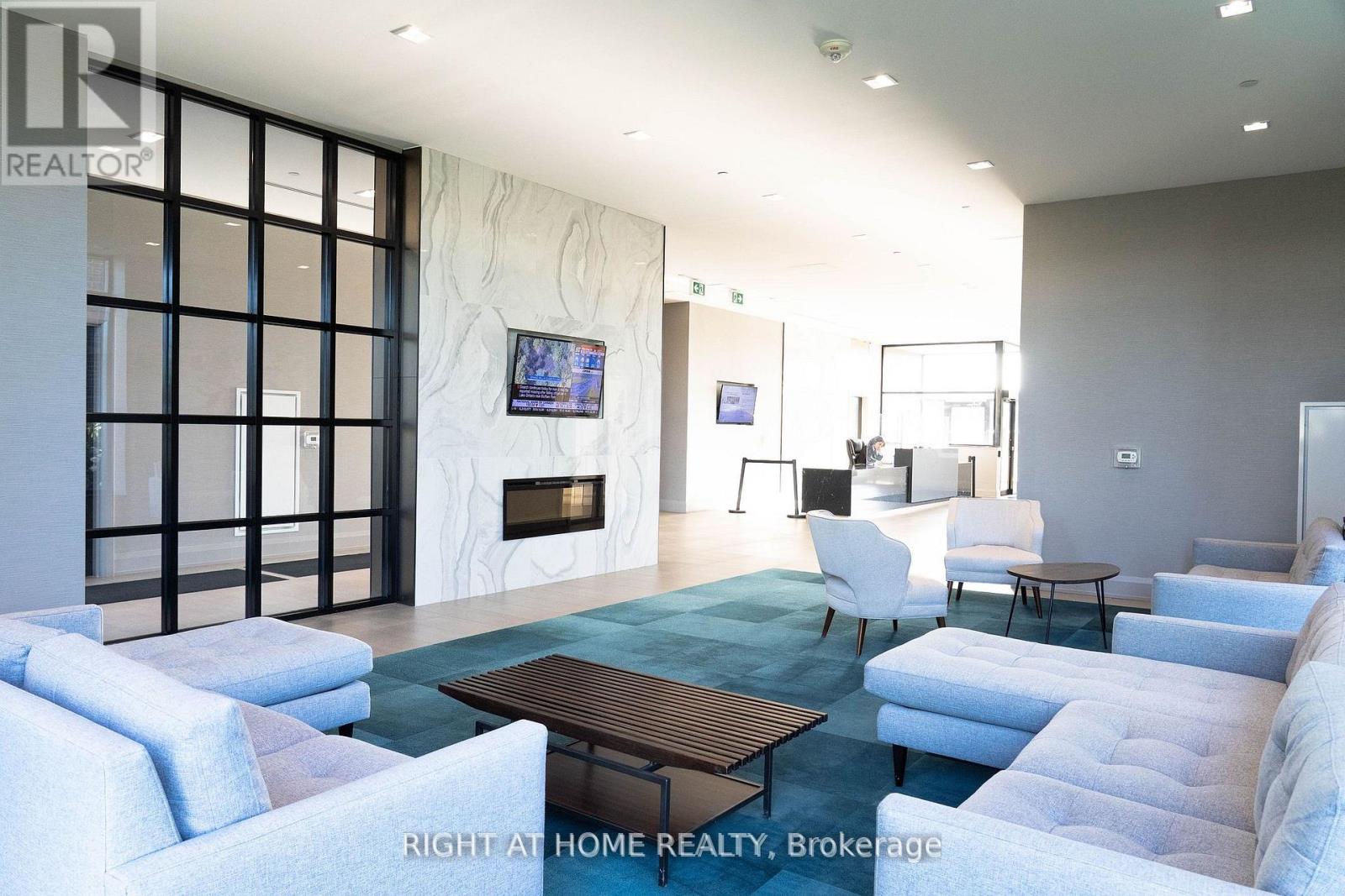 324 - 555 William Graham Drive, Aurora, Ontario  L4G 3H9 - Photo 9 - N12891420