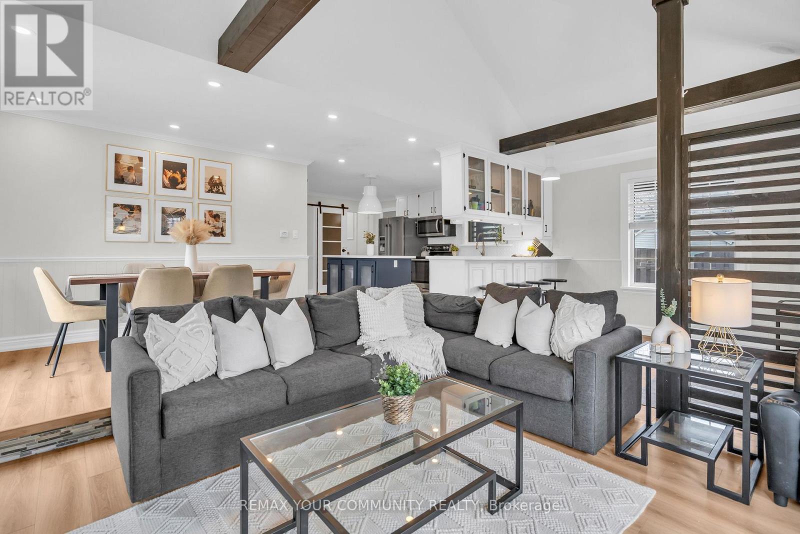 20 Farley Circle, Georgina, Ontario  L0E 1S0 - Photo 11 - N12891448